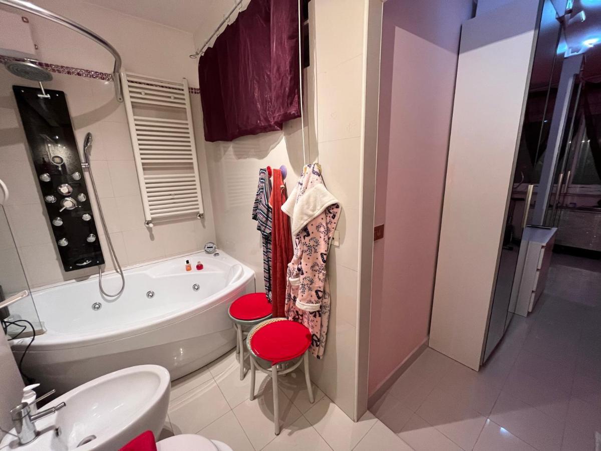 Affitto Due Camere, Due Bagni In Villa 로마 외부 사진
